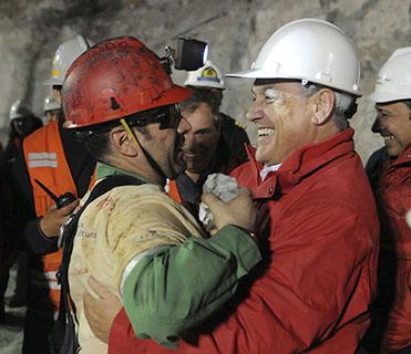 Sürdürülebilir Madencilik için Yenilikçi Ekolojik Dostlu Madenci Lambası Patlama Kanıtlı Yüksek Yoğunluklu LED Işık 5